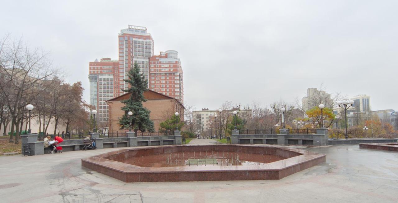 Квартира по улице Большая Васильковская, 129 Киев Экстерьер фото